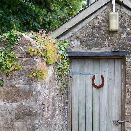 Charlestown Cottage, Woodburner, Gardens & Parking Bagian luar foto