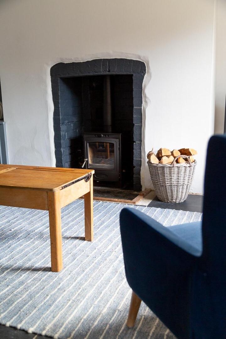 Charlestown Cottage, Woodburner, Gardens & Parking Bagian luar foto
