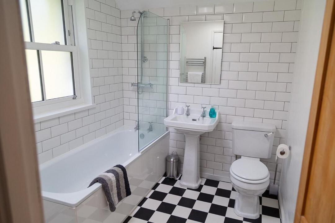 Charlestown Cottage, Woodburner, Gardens & Parking Bagian luar foto