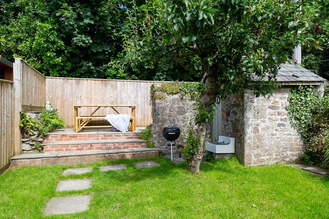 Charlestown Cottage, Woodburner, Gardens & Parking Bagian luar foto